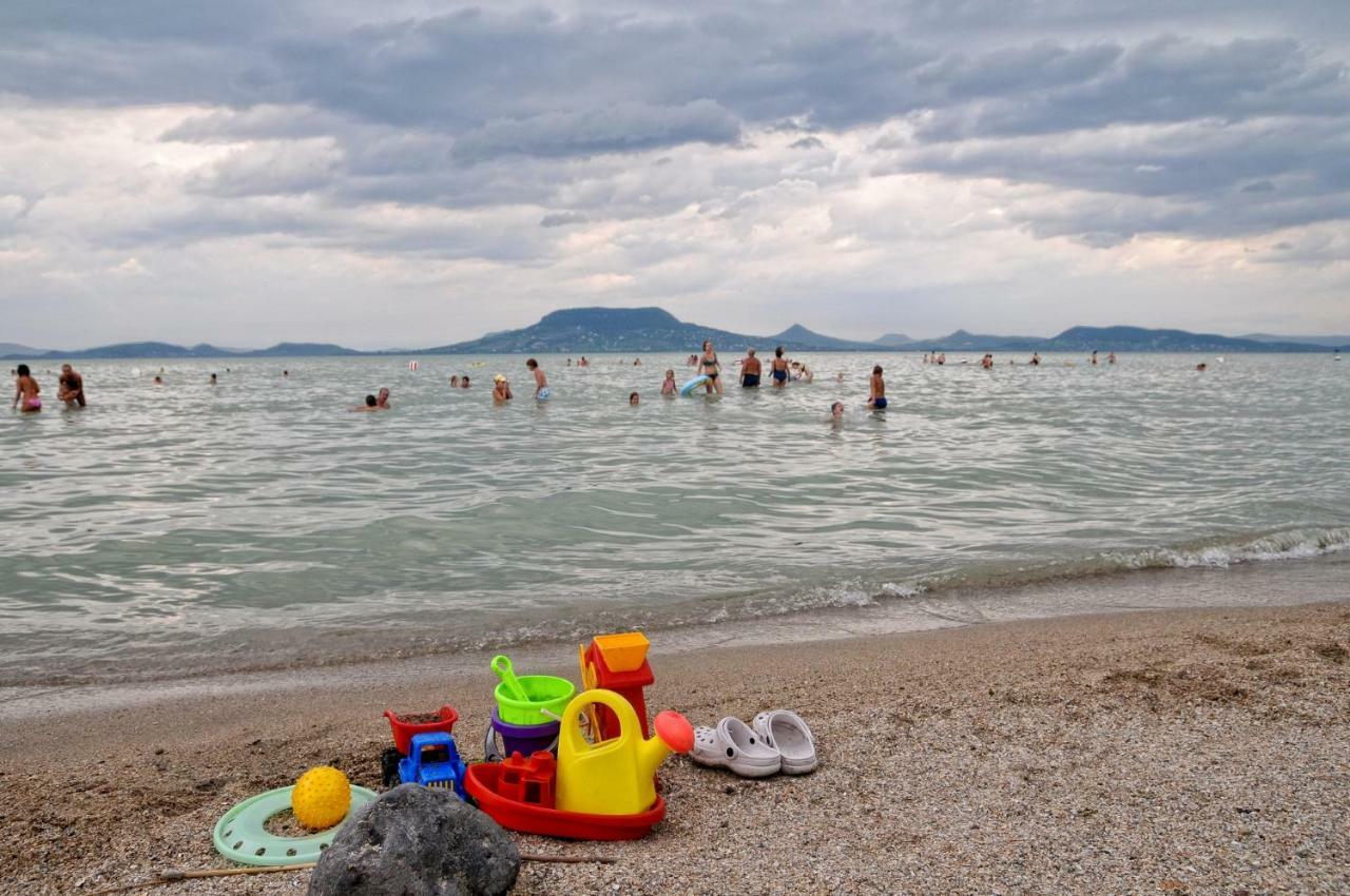 Valentina Apartman Balatonmáriafürdő Eksteriør bilde